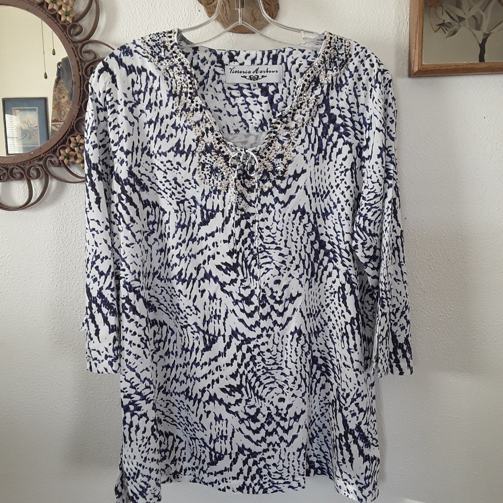 VICTORIA HARBOUR EMBELLISHED BLOUSE, M